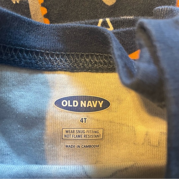 4T pajama sets - Picture 7 of 7